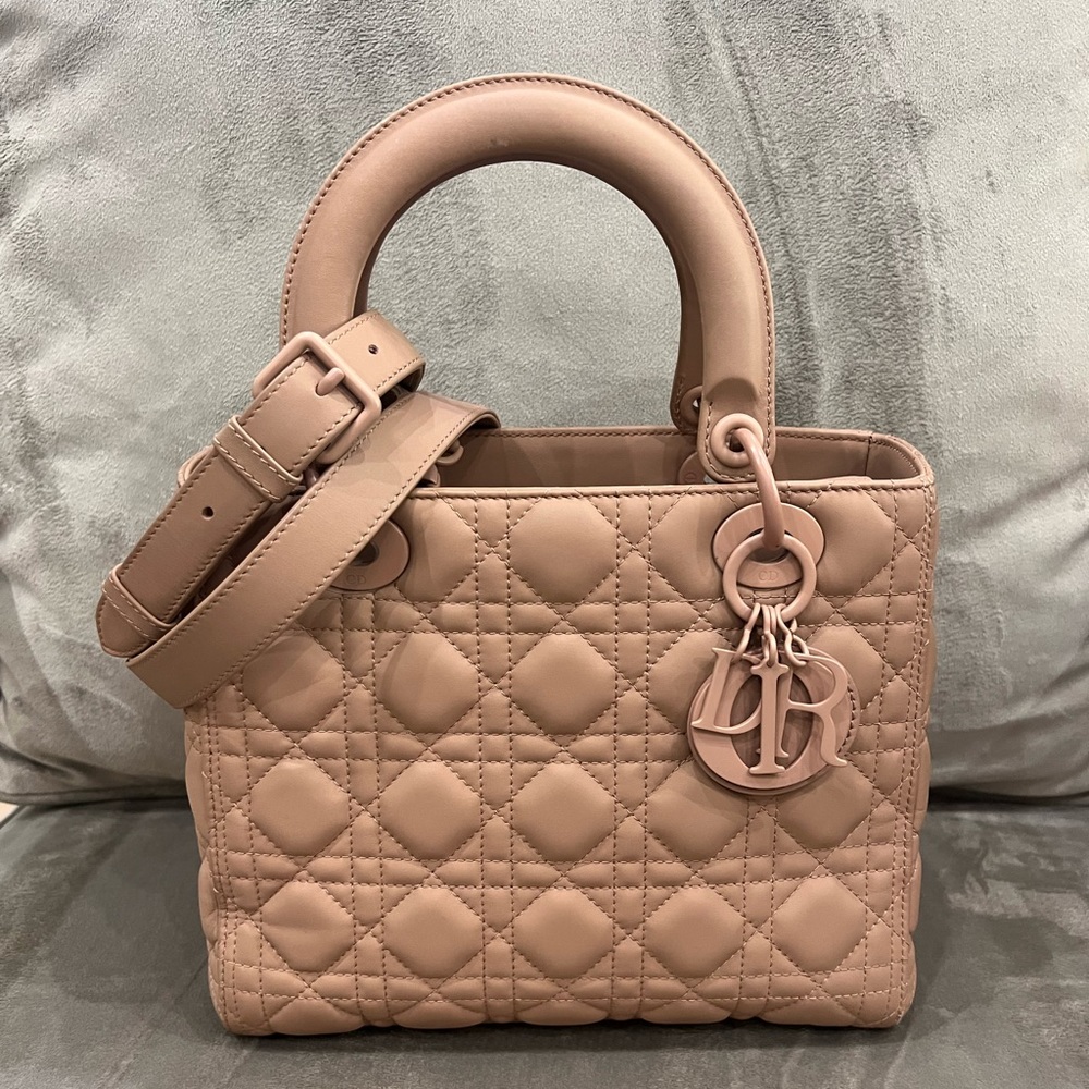 Christian Dior Lady Dior Ultra Matte Latte Medium